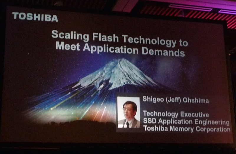東芝メモリによる基調講演のタイトルスライド