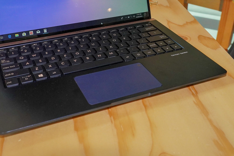 テンキー機能がオフになっているタッチパッド