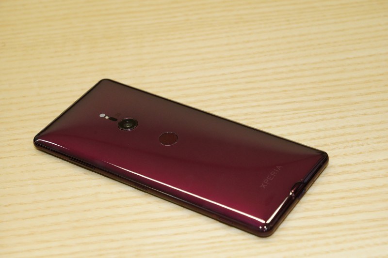 背面も3D曲面ガラス