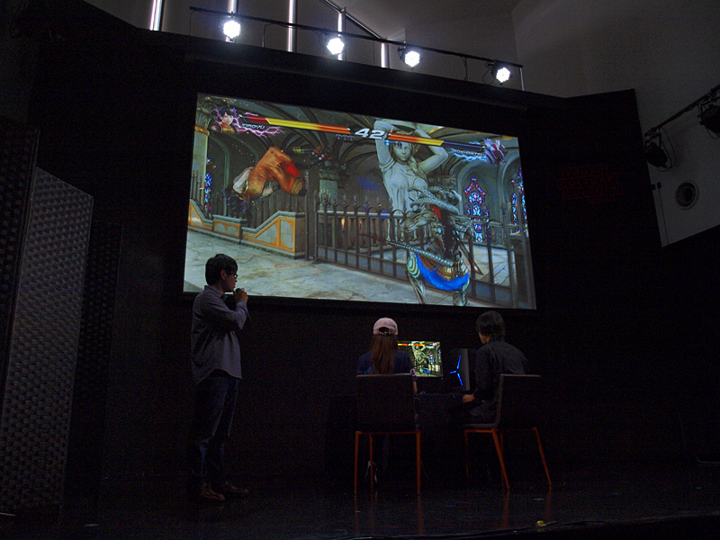 「鉄拳7」のエキシビジョンマッチも披露された