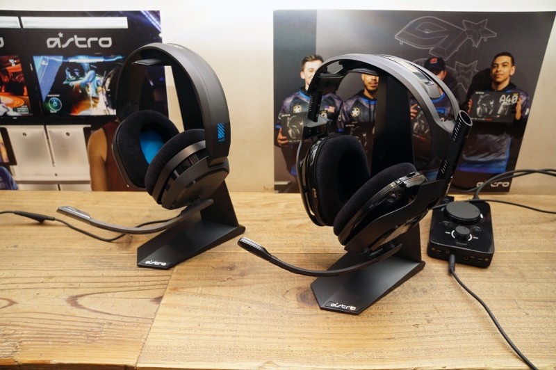 左から、Astro A10、Astro A40 TR、MixAmp Pro TR