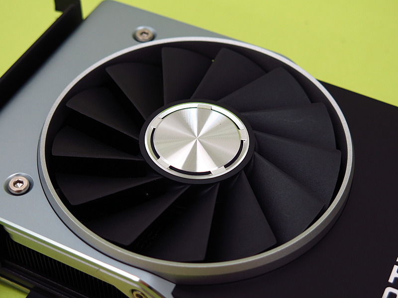 ブレードは13枚の素数となっている