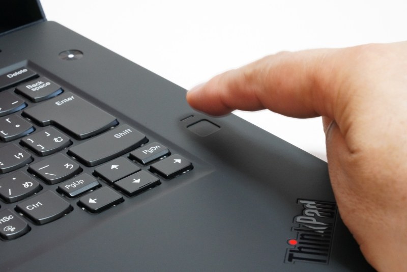 指紋認証センサーは全モデルに搭載されている