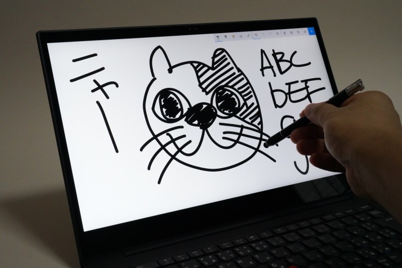 4K IPS液晶搭載モデルはスタイラス「Lenovo Pen Pro」に対応。今回はLenovo Pen Proを借用していないので、導電性タッチペンでイラストを描いてみた