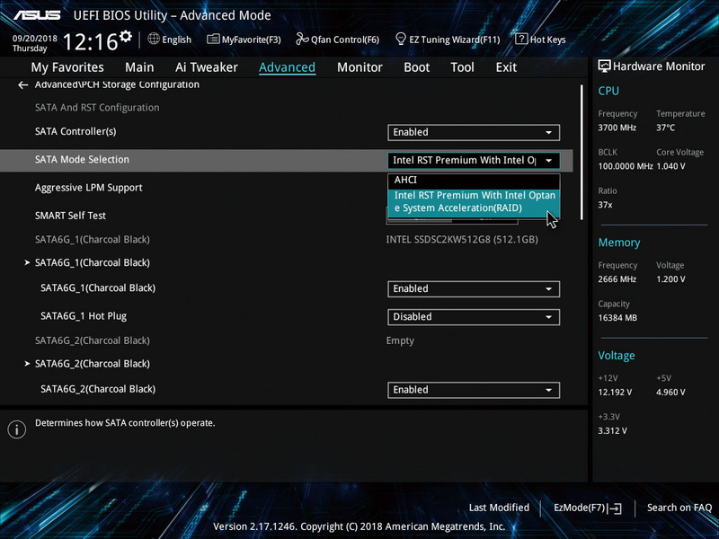 ユーティリティで設定。RAIDボリューム作成は、UEFIでも可能だが、Windows上でラピッドストレージユーティリティを使ったほうが分かりやすい