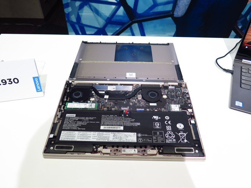 Yoga C930の内部