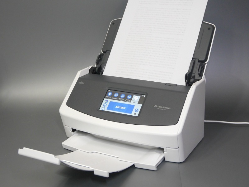 PFU「ScanSnap iX1500」。PFUダイレクト価格は税込51,840円
