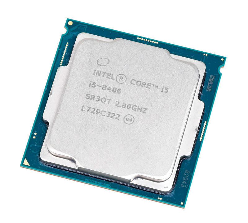 Core i5-8400。Core i5の中では最下位クラスのモデルだが、6コア6スレッドでマルチスレッド性能にも優れる。Core i3の上位モデルと変わらない2万円ちょっとの価格で買える手頃さも魅力
