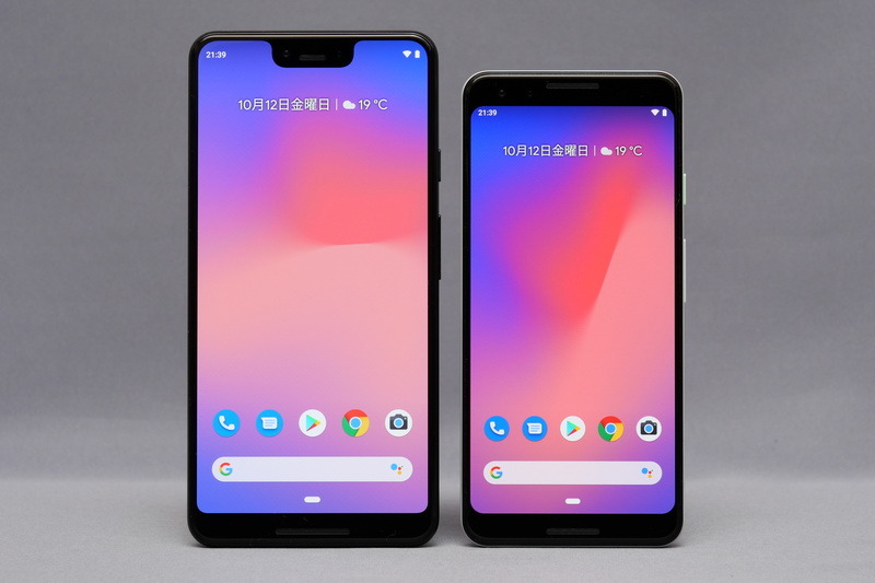 右がPixel 3、左がPixel 3 XL