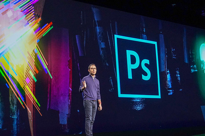 従来型の角が四角いPhotoshopと角が丸いPhotoshopが今後併存していく