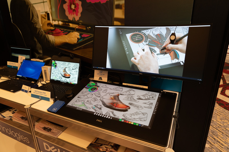 重い動画や画像ファイルなどを扱う高負荷な作業にも堪えるモバイルワークステーションと液タブを合わせて展示した「クリエイティブ型」