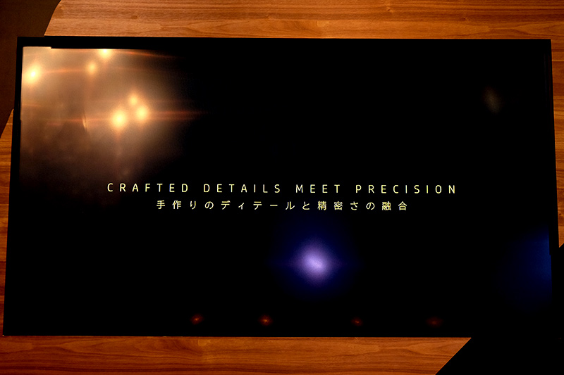 手作りのディティールと精密さの融合