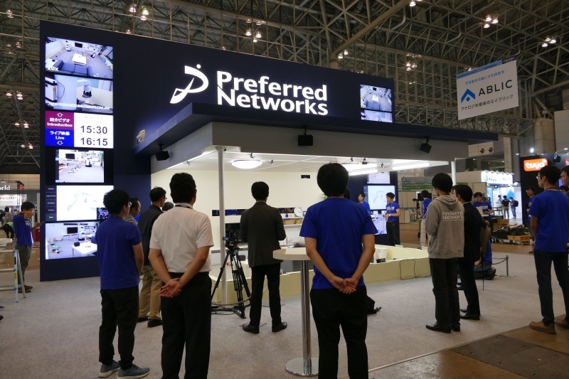 PFNブース。デザインを手がけたのはデザイン・エンジニアリングで知られるTakram