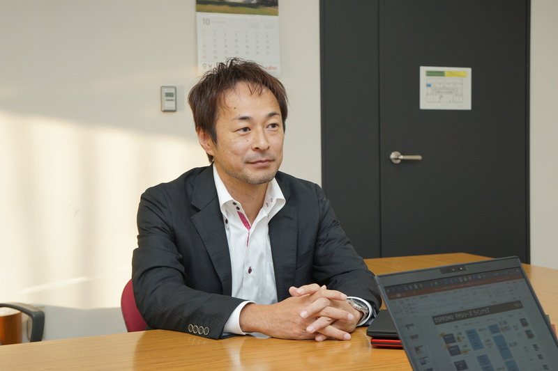 LIFEBOOK UH-X/C3の軽量化のための方程式を構造から導き出した、富士通クライアントコンピューティング株式会社 開発本部第一開発センター第三技術部マネージャーの松下真也氏