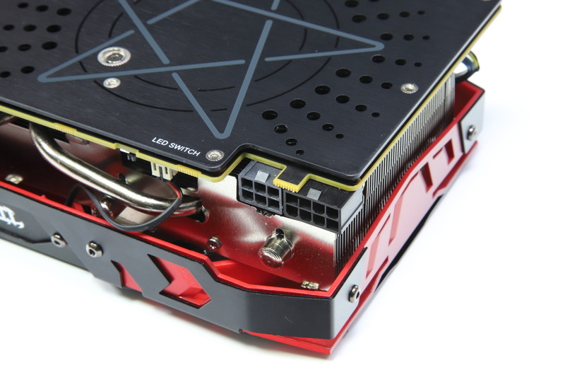 補助電源コネクタは8ピン+6ピン