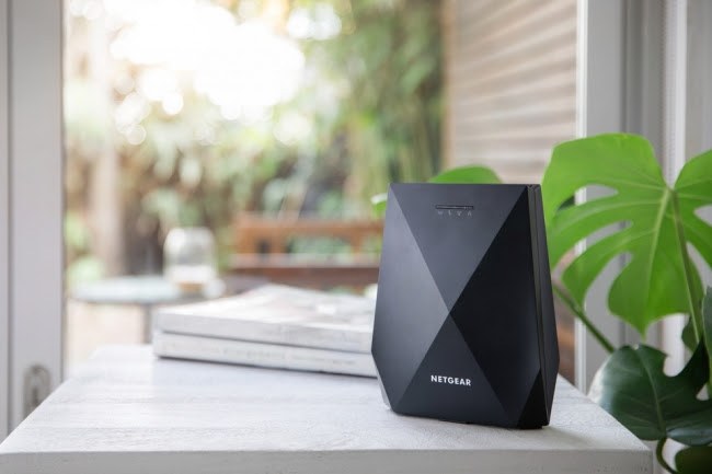 Nighthawk X6トライバンドメッシュWiFiエクステンダー EX7700
