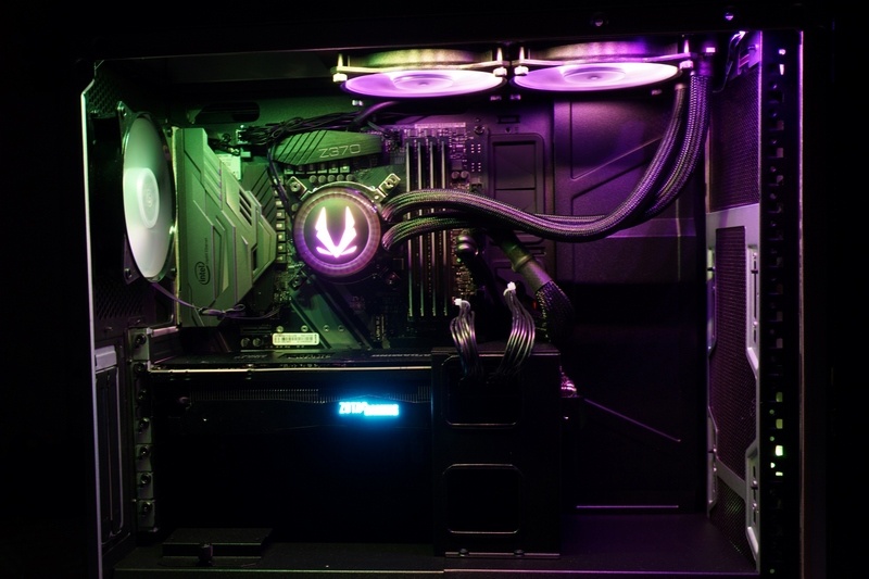 マザーボードやビデオカードもZOTAC製