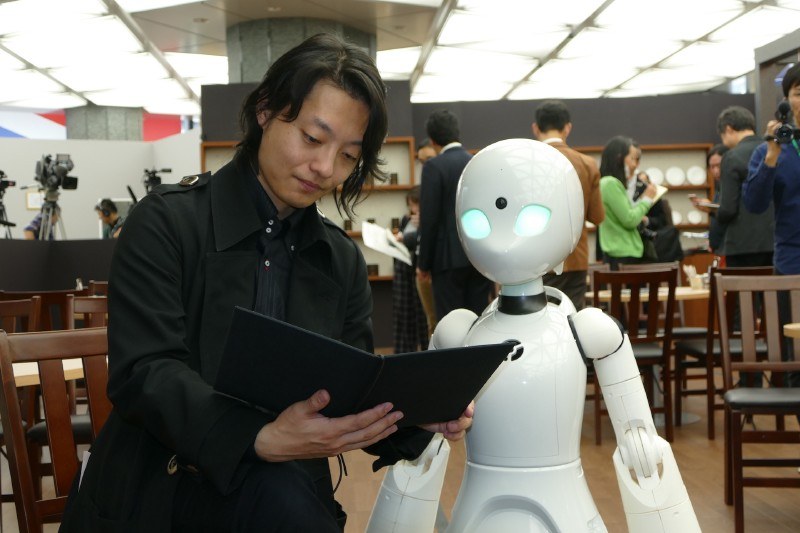 分身ロボットを使ったカフェは吉藤氏と番田氏とで語り合った夢だったという