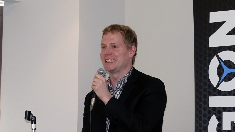 レノボ・ジャパンの代表 取締役社長のデビット・ベネット(David Bennett)氏