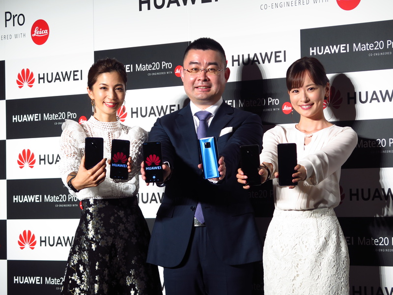 安田美沙子さん(左)と皆藤愛子さん(右)