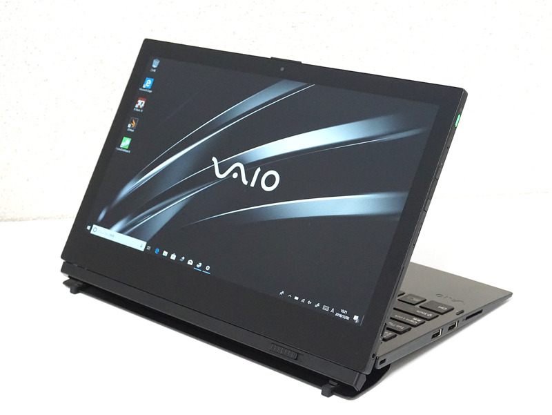 タブレット部分をひっくり返して取りつけるビューモード