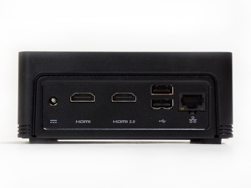 背面。電源入力、HDMI、HDMI 2.0、USB 2.0×2、Gigabit Ethernet
