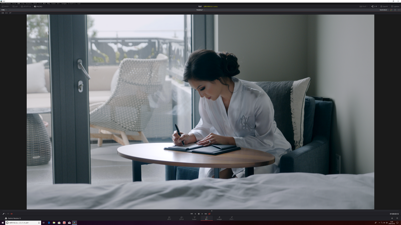 先ほどは明暗差が大げさすぎたので、もう少し穏やかにして完成