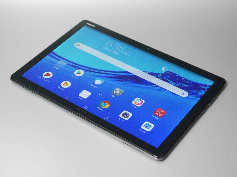 画面上部のインカメラ、下部のホームボタンなど、横向きを基本としたデザイン