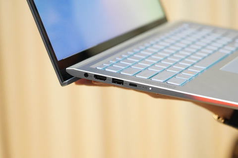 【訳あり】ASUS ZenBook 14【グラボ搭載/第8世代i5】 Zenbook 14 UX434｜ノートパソコン 個人向けノートパソコン｜ASUS 日本