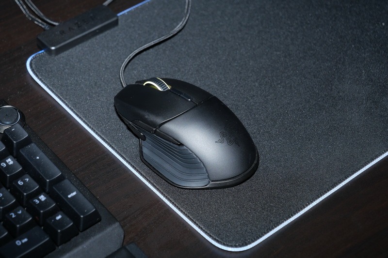 Razer HyperSense対応マウスのコンセプトモデル。こちらも音声に合わせて振動