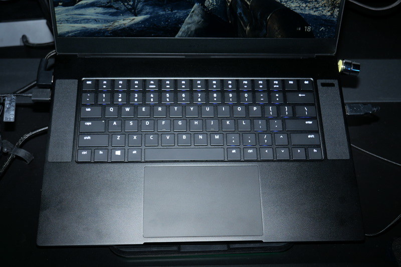 キーボードとポインティングデバイス