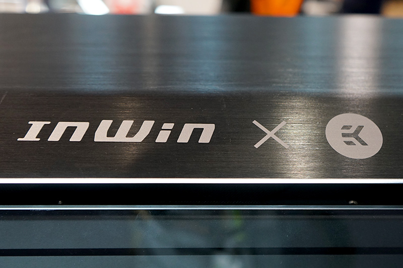 水冷パーツメーカーEKWBと協力