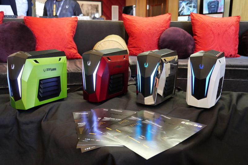 4種類のカラーを展示していたが、発売までにどのカラーを採用するか決めたいとのことだ