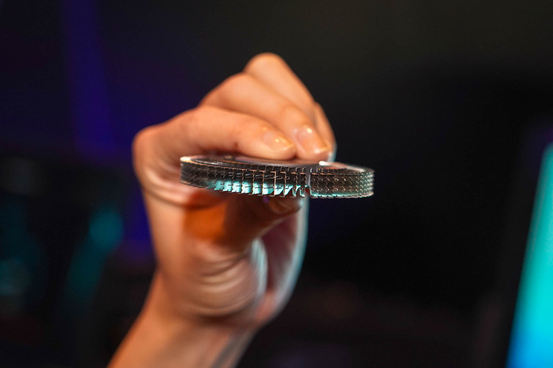 第4世代AeroBlade 3Dメタルファン