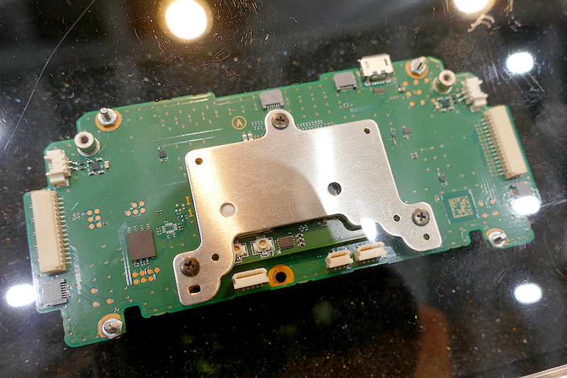 「Middle」の基板はニーズに応じてカスタマイズする