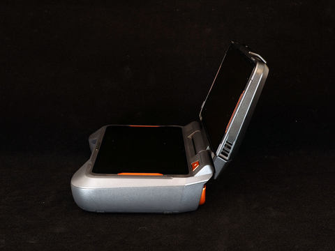 Hothotレビュー】6型スマホ「ROG Phone」の“合体アクセサリ”でPC