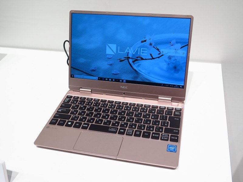 LAVIE Note Mobileのメタリックピンクモデル