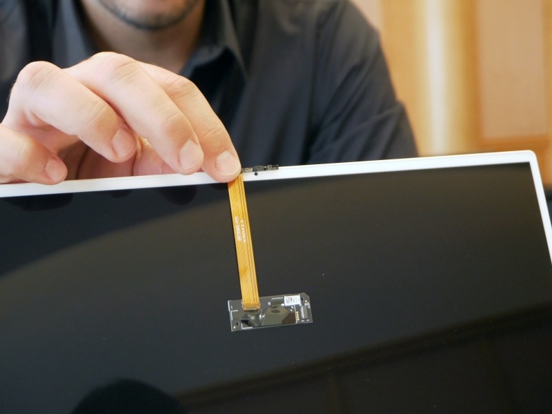 こうしたかたちで内蔵されているという