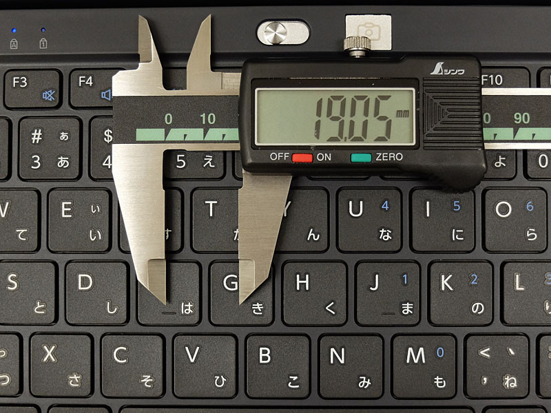 キーピッチは約19㎜確保