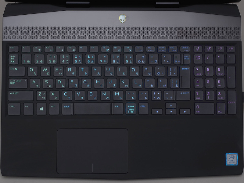 4つのゾーンに分けてLEDバックライトを設定できる