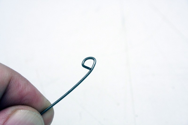 ネジで止める場合