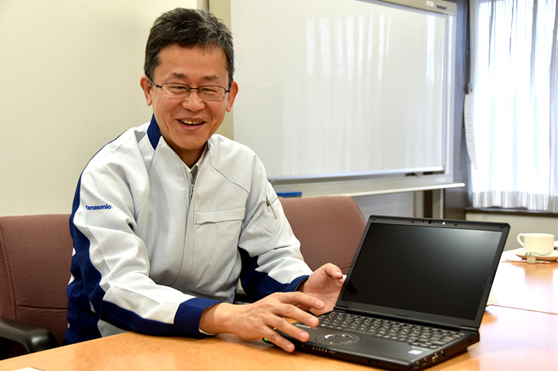 リーダーの白神和弘氏(開発センタープロジェクトマネジメント部プロジェクトマネジメント課主幹技師)