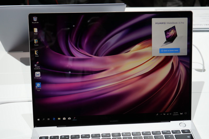 ディスプレイの仕様は従来モデルと同じ