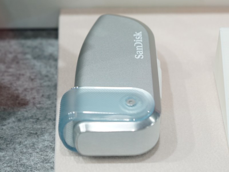 4TB USB Type-Cメモリ