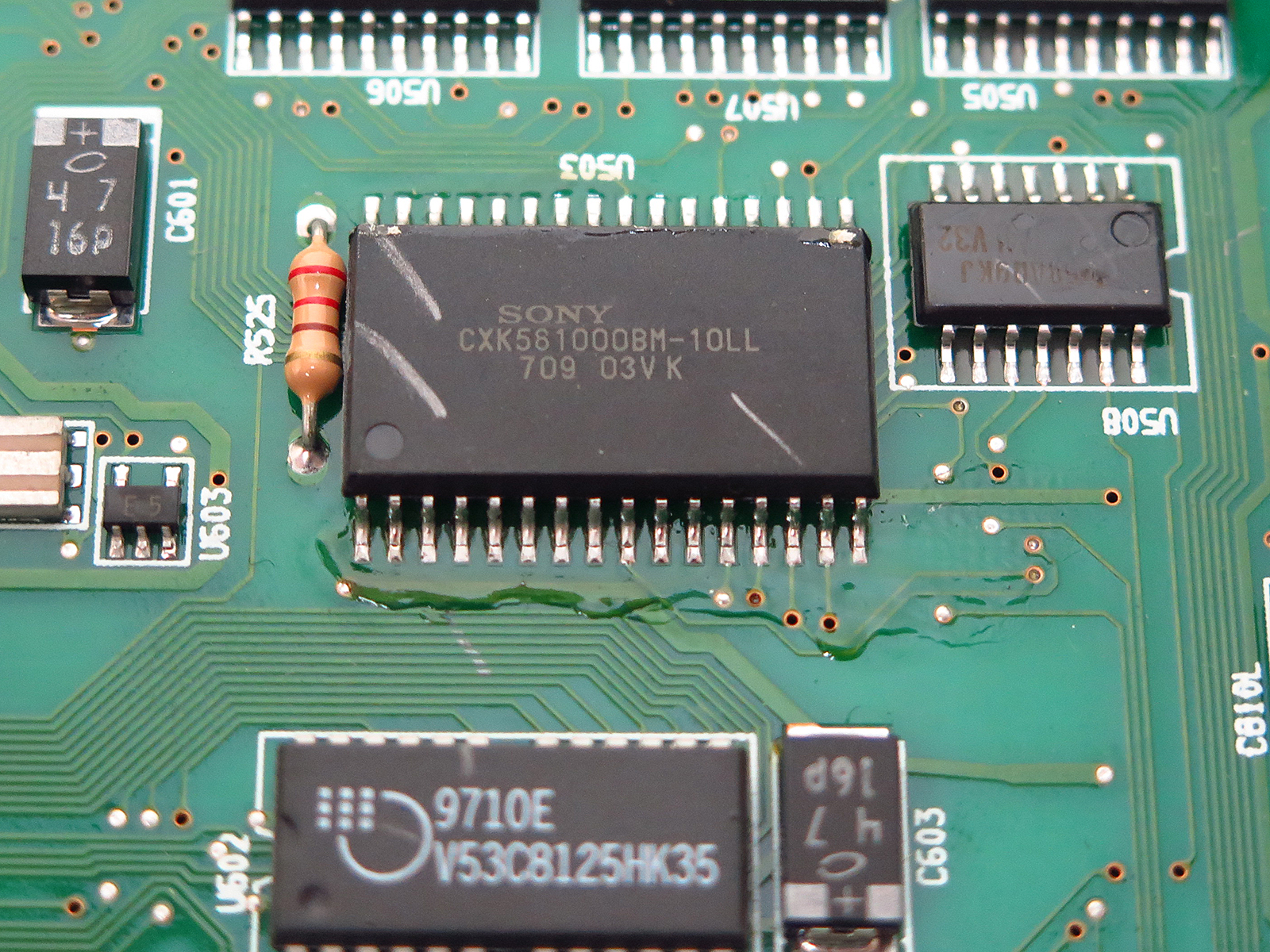 ソニーのSRAM「CXK581000MB-10LL」