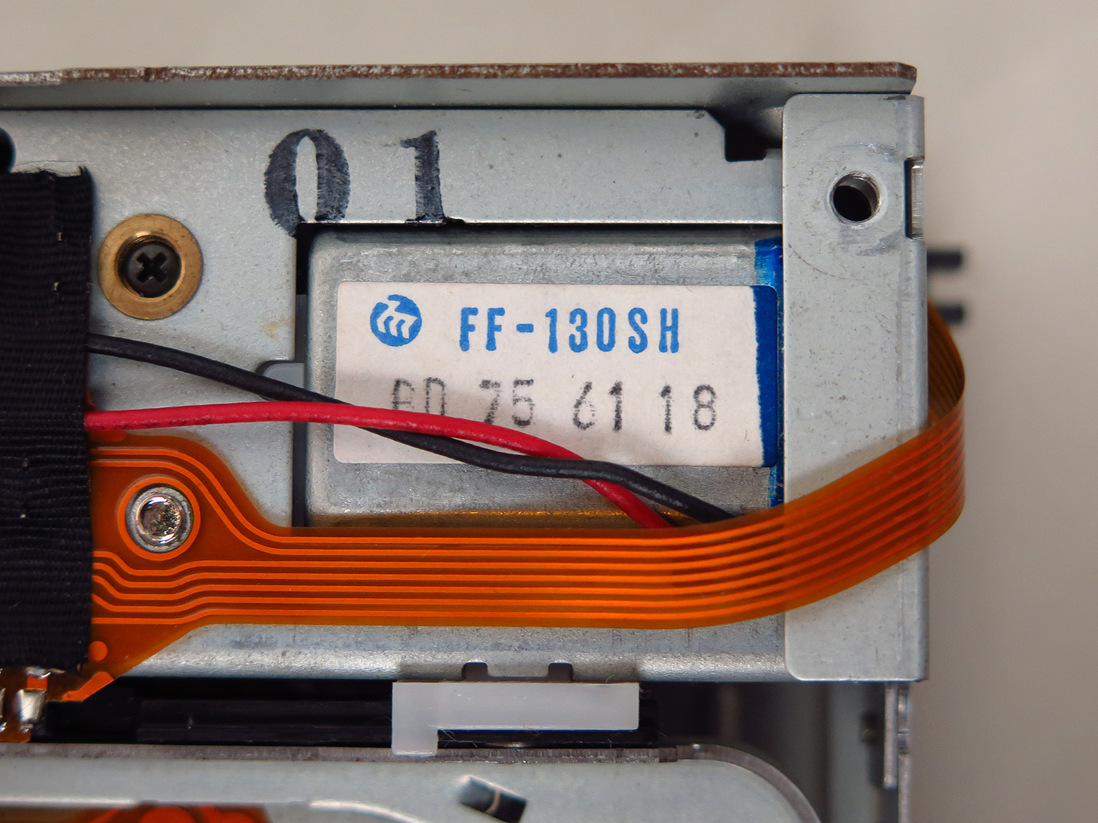 ベルトを稼働させたりする部分にもマブチモーター製のモーターが使われている