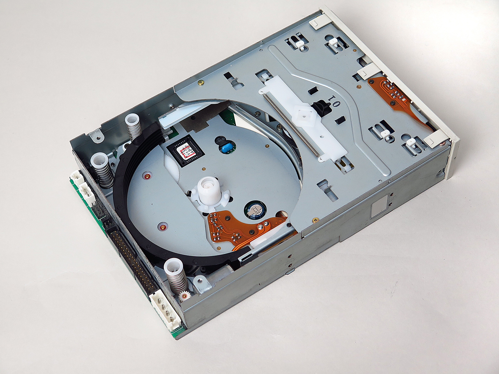 意外にも簡単な機構であった