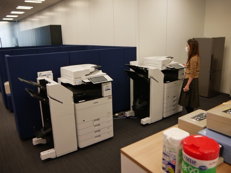 複合機は利用者が個人認証して利用できるようにしている