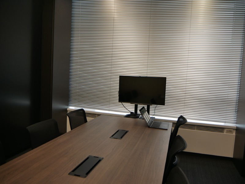 小会議室は2つ用意されている