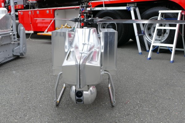 側面の箱部分がバッテリ